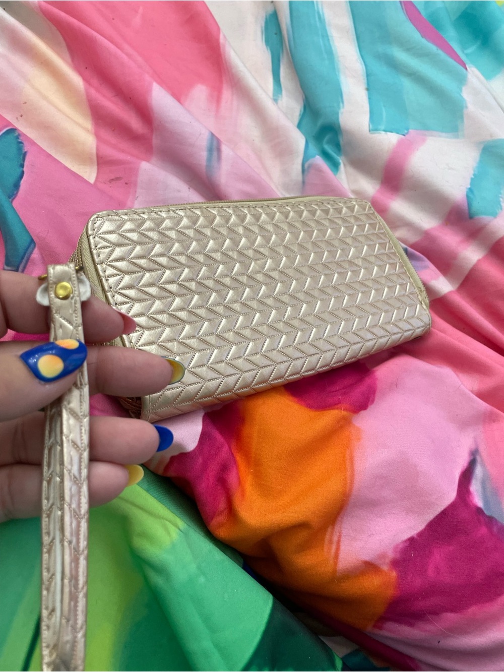 Source Unknown Metallic Quilted Wristlet Clutch - Gold
